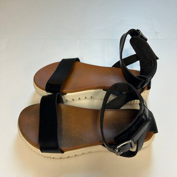 MIA Girls Ellen Sandals 13 - Picture 2 of 4